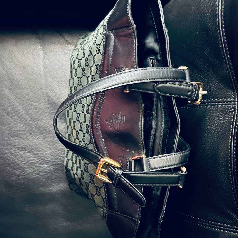 Gucci Green Satchel  hand bag 💚👜💚 Cleaning my Closet